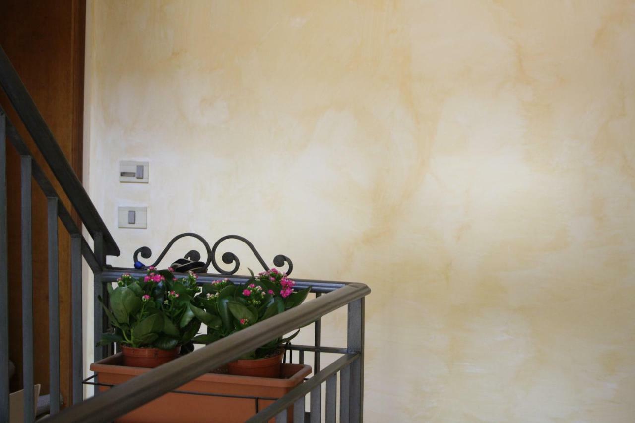 Easy Room Colle Val D'Elsa Εξωτερικό φωτογραφία